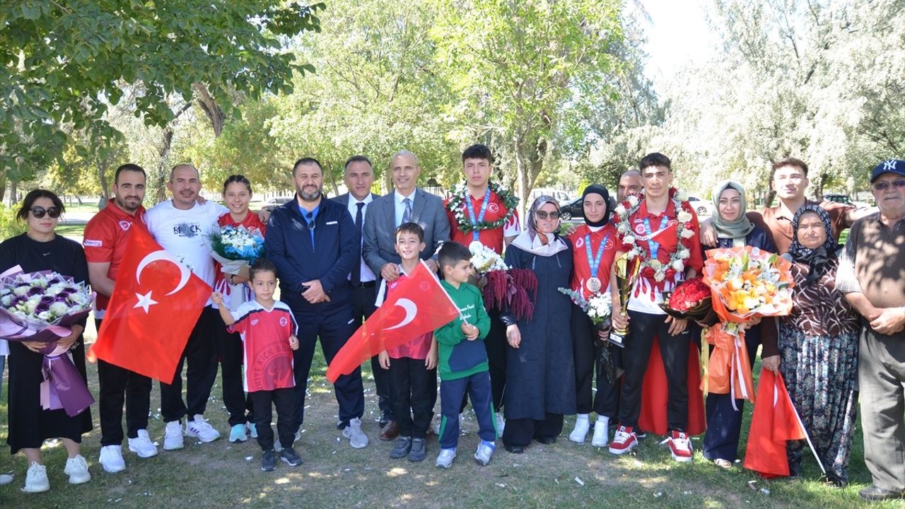 Konya'da Avrupa Gençler Kick Boks Şampiyonası Şampiyonlarına Özel Karşılama Töreni