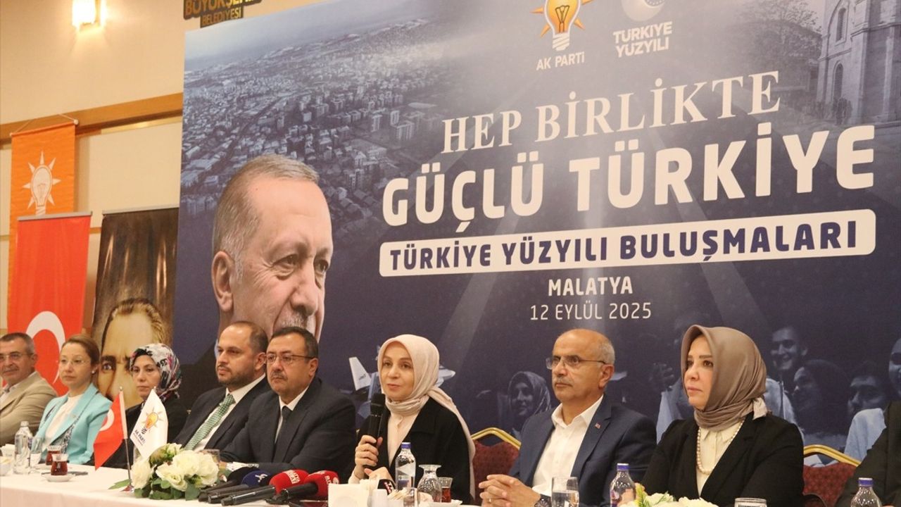 Leyla Şahin Usta Malatya'daki Türkiye Yüzyılı Buluşmaları'nda Önemli Mesajlar Verdi