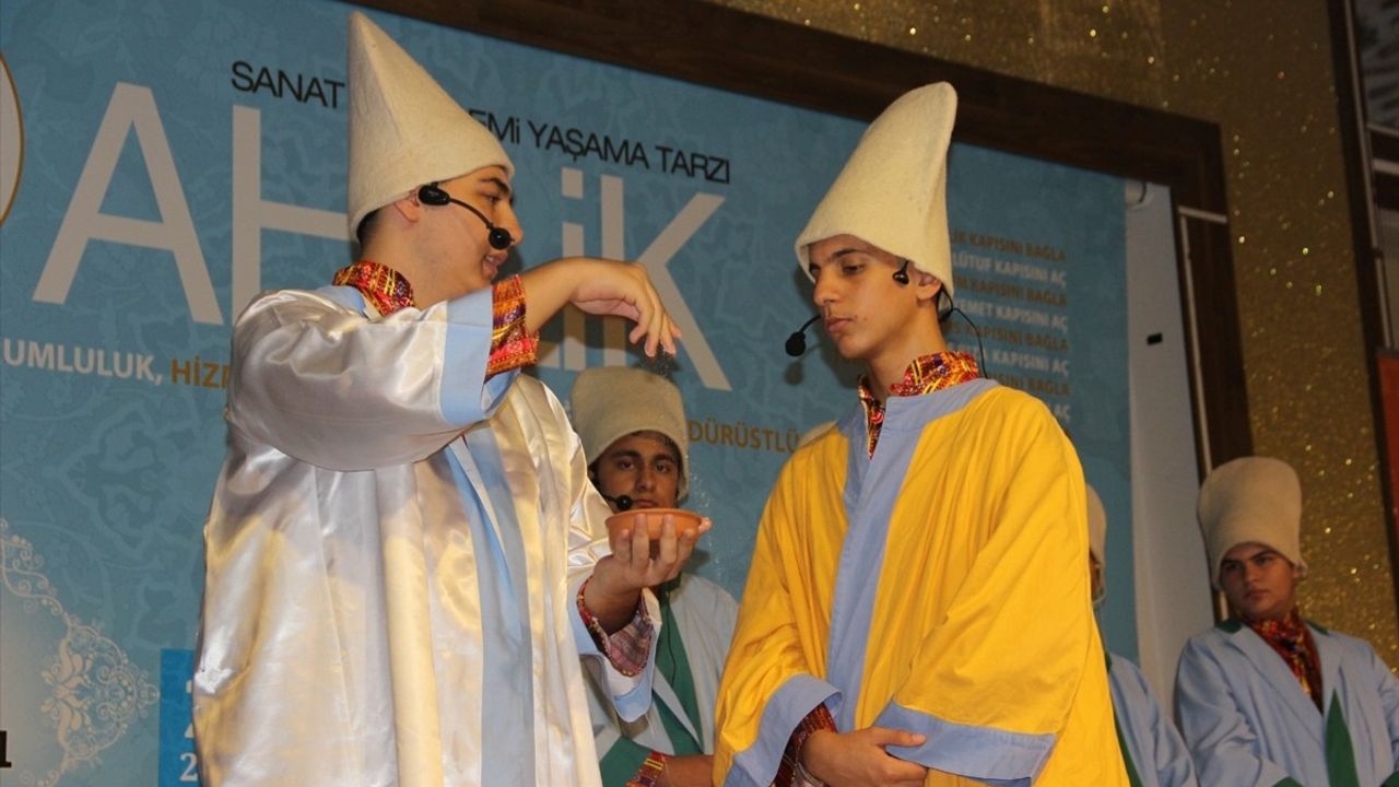 Manisa'da Yılın Ahisi Abdül Balolsun Seçildi