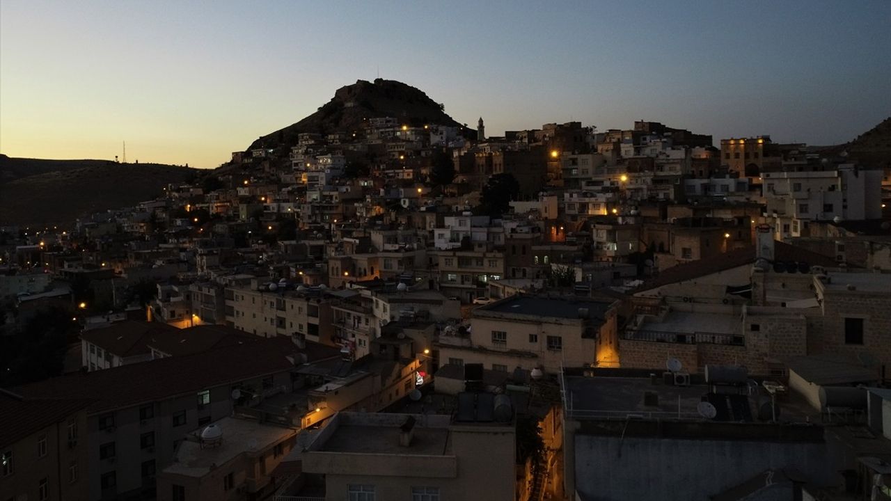 Mardin'in Tek Ayakkabı Ustası: Orhan Kurt
