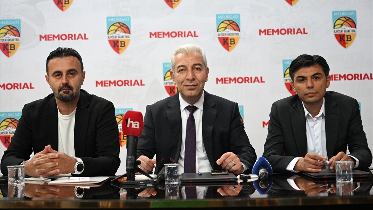 Melikgazi Kayseri Basketbol Sezon Hazırlıklarını Tamamlıyor