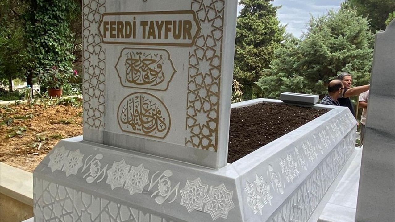 MHP Lideri Bahçeli'den Ferdi Tayfur'a Vefa