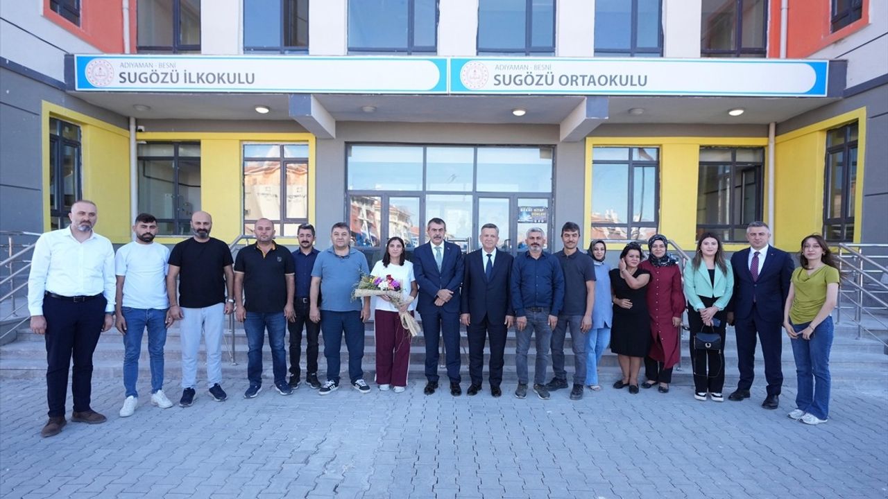 Milli Eğitim Bakanı Tekin'den Adıyaman'da Sürpriz Okul Ziyareti