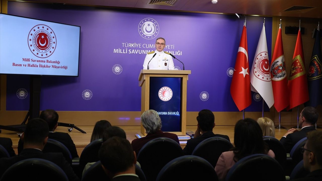 MSB'de Basın Bilgilendirme Toplantısı Düzenlendi