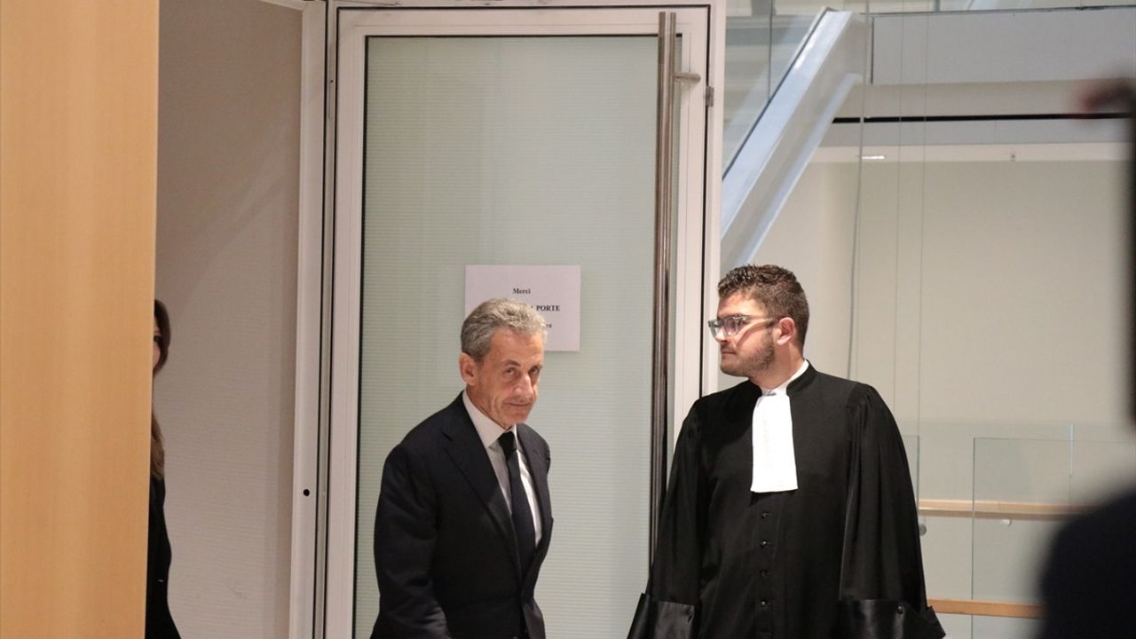 Nicolas Sarkozy Libya Davasında Suçlu Bulundu