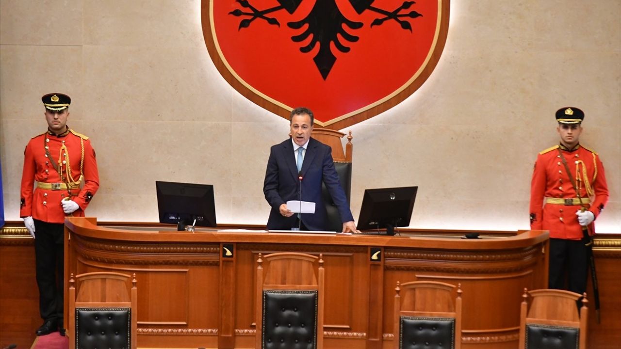 Niko Peleshi Arnavutluk Meclis Başkanı Oldu