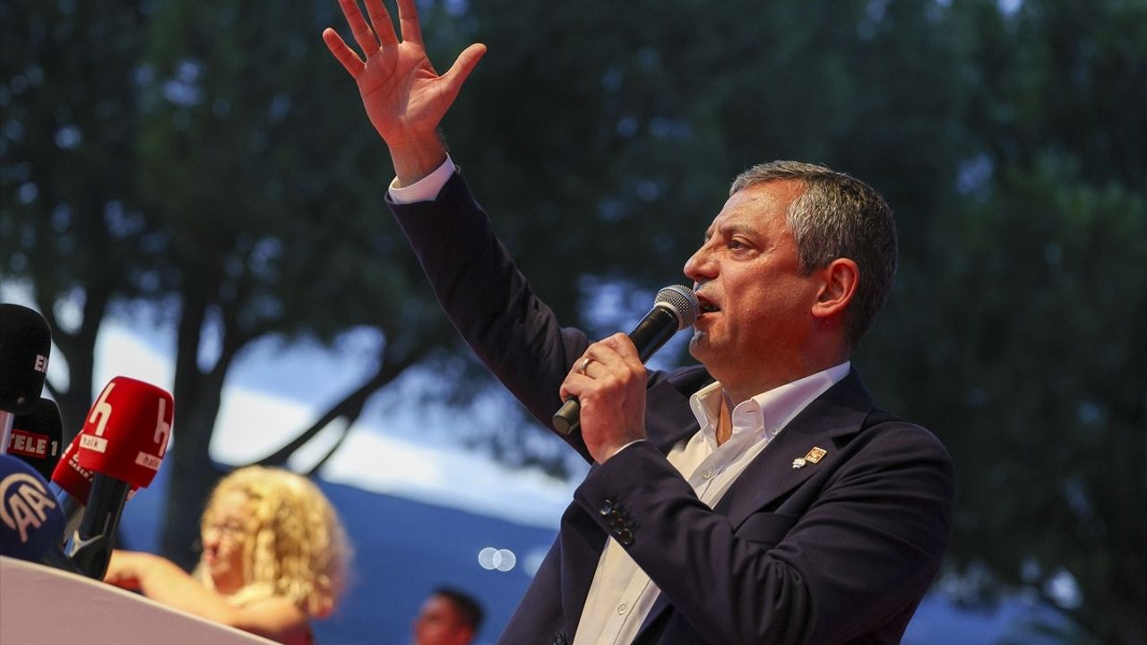 Özgür Özel, Muğla'da Zeytin ve Doğa Savunusu Yaptı