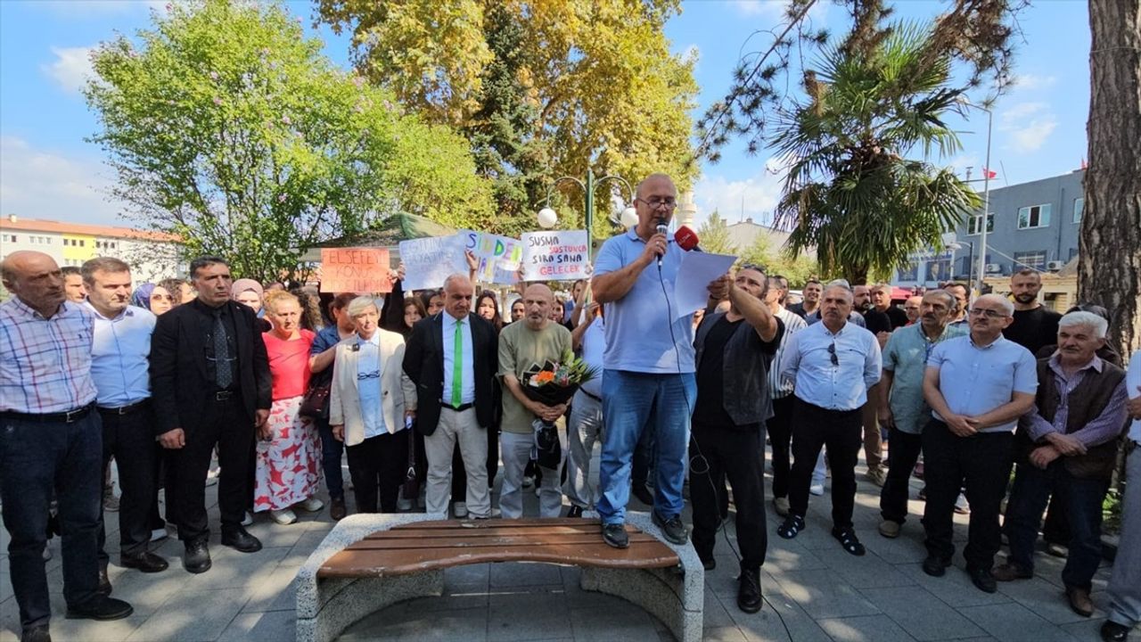 Sakarya'da Öğretmeni Darbeden Veli ve Arkadaşı Gözaltında