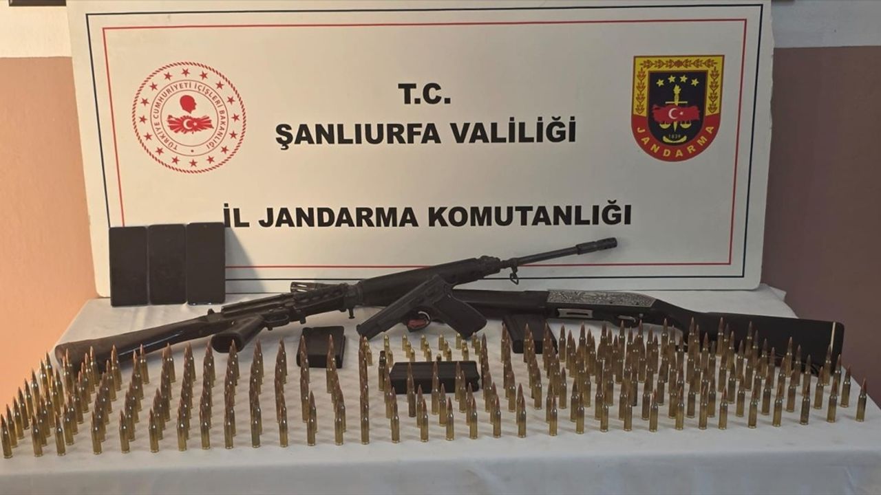 Şanlıurfa'da Silah Kaçakçılığı Operasyonu: İki Şüpheli Gözaltında