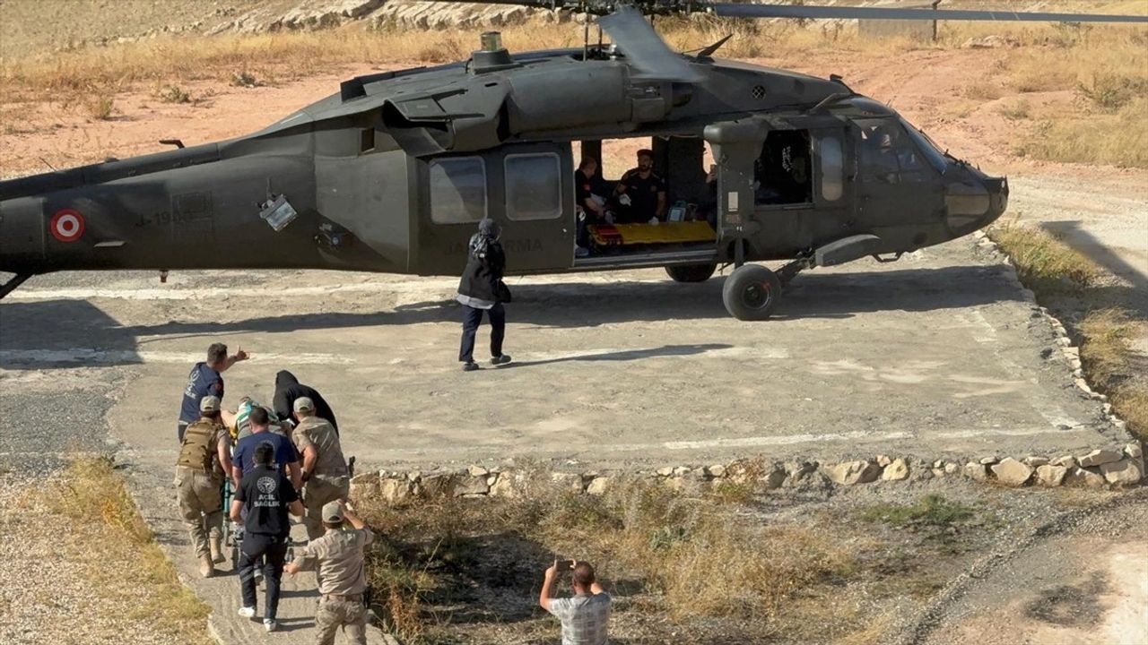 Siirt'te İş Kazası: Yaralı İşçi Askeri Helikopterle Hastaneye Ulaştırıldı