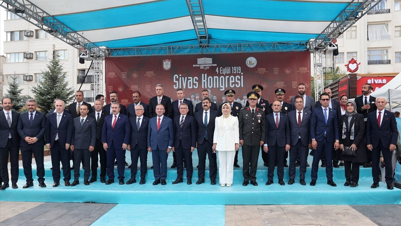 Sivas Kongresi'nin 106. Yıl Dönümü Kutlandı