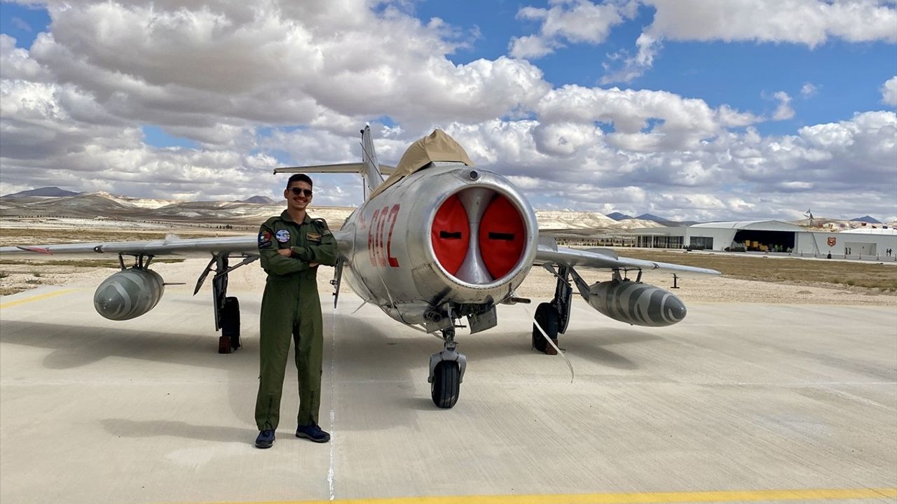 Sivrihisar Hava Gösterileri'nde Polonyalı Pilot Bartosz Maciejczyk Uçacak