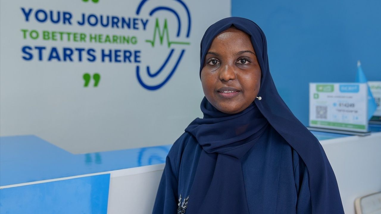 Somalili Girişimci Anisa Abdullah, İşitme Merkeziyle Engellilere Umut Oluyor