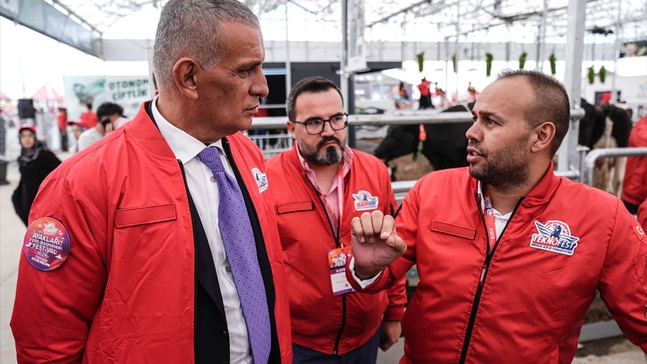 TFF Başkanı Hacıosmanoğlu, TEKNOFEST 2025'i Ziyaret Etti