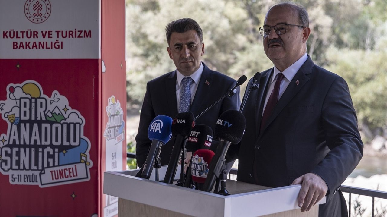 Tunceli'de Bir Anadolu Şenliği Başladı
