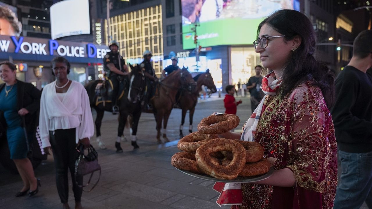 Türk Simidi ve Çayı New York'ta Tanıtıldı