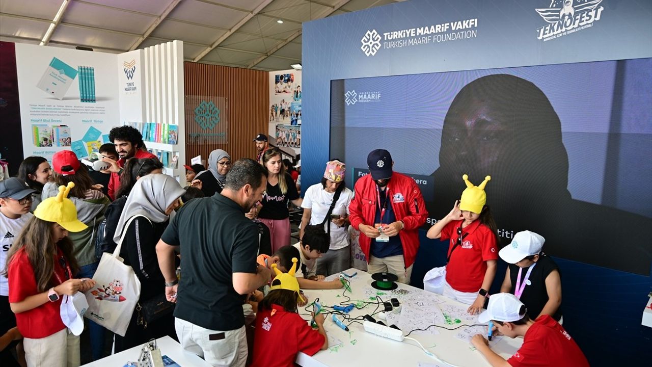 Türkiye Maarif Vakfı Öğrencileri TEKNOFEST'te Projeleriyle Yer Aldı
