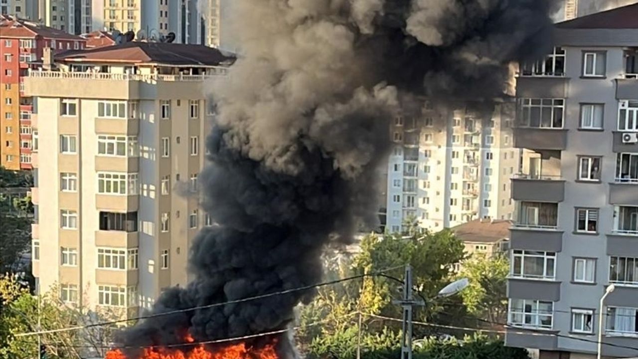 Ümraniye'de Feci Otobüs Yangını