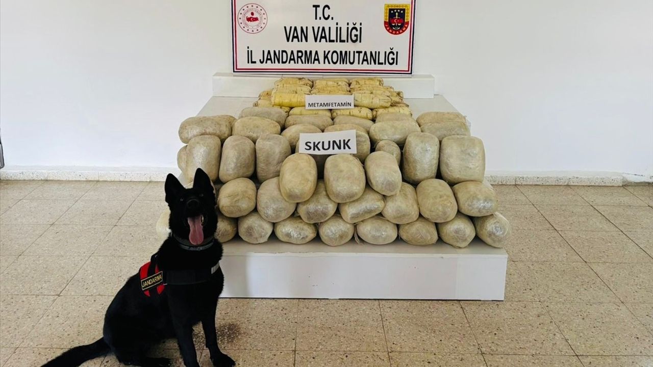 Van'da Uyuşturucu Operasyonu: 106 Kilo Ele Geçirildi