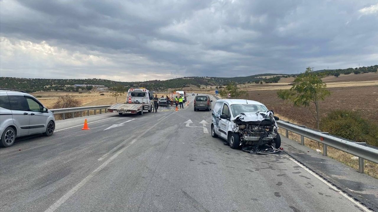 Yozgat'ta Trafik Kazası: 1 Ölü, 3 Yaralı