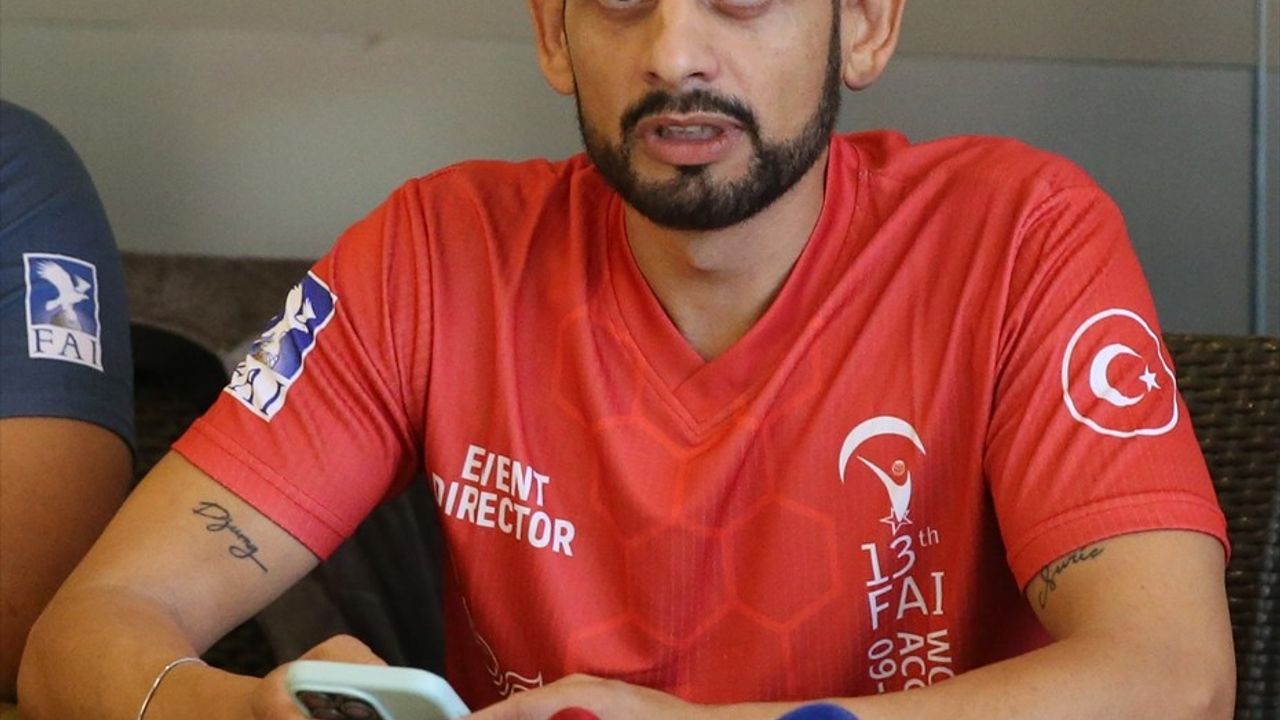 13. Dünya Yamaç Paraşütü Hedef Şampiyonası Antalya'da Başlıyor