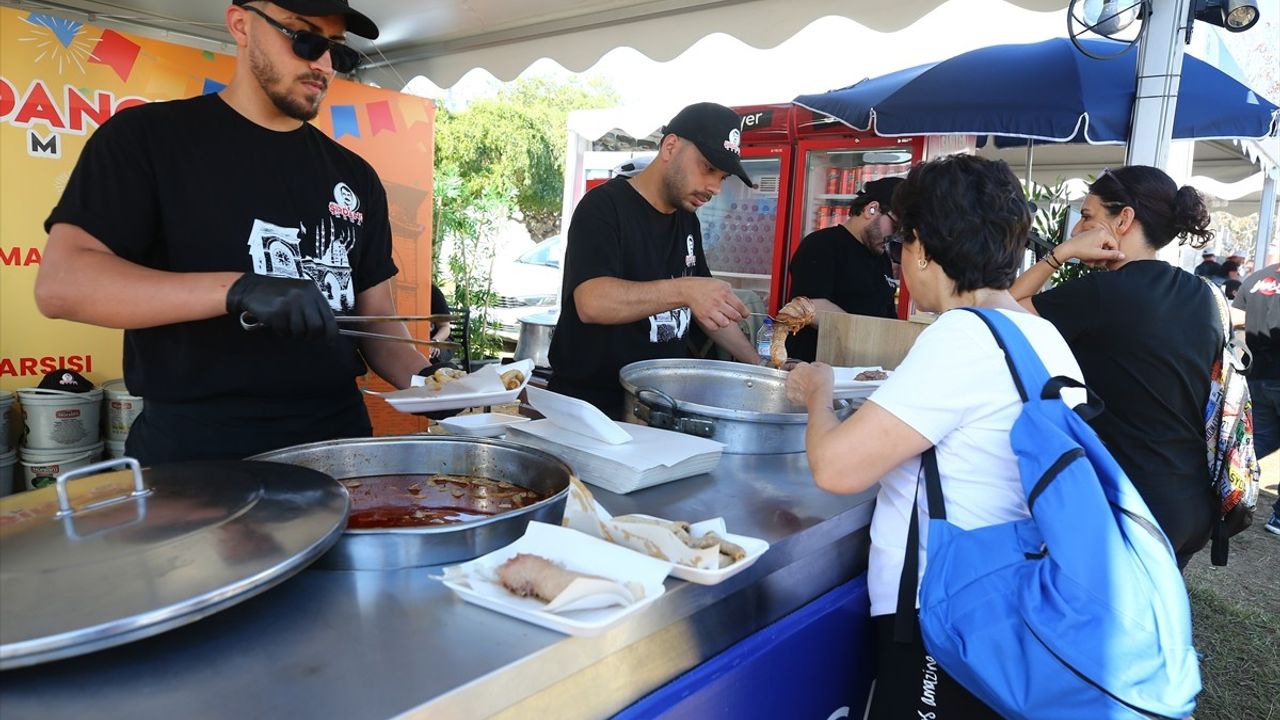 9. Uluslararası Adana Lezzet Festivali Devam Ediyor