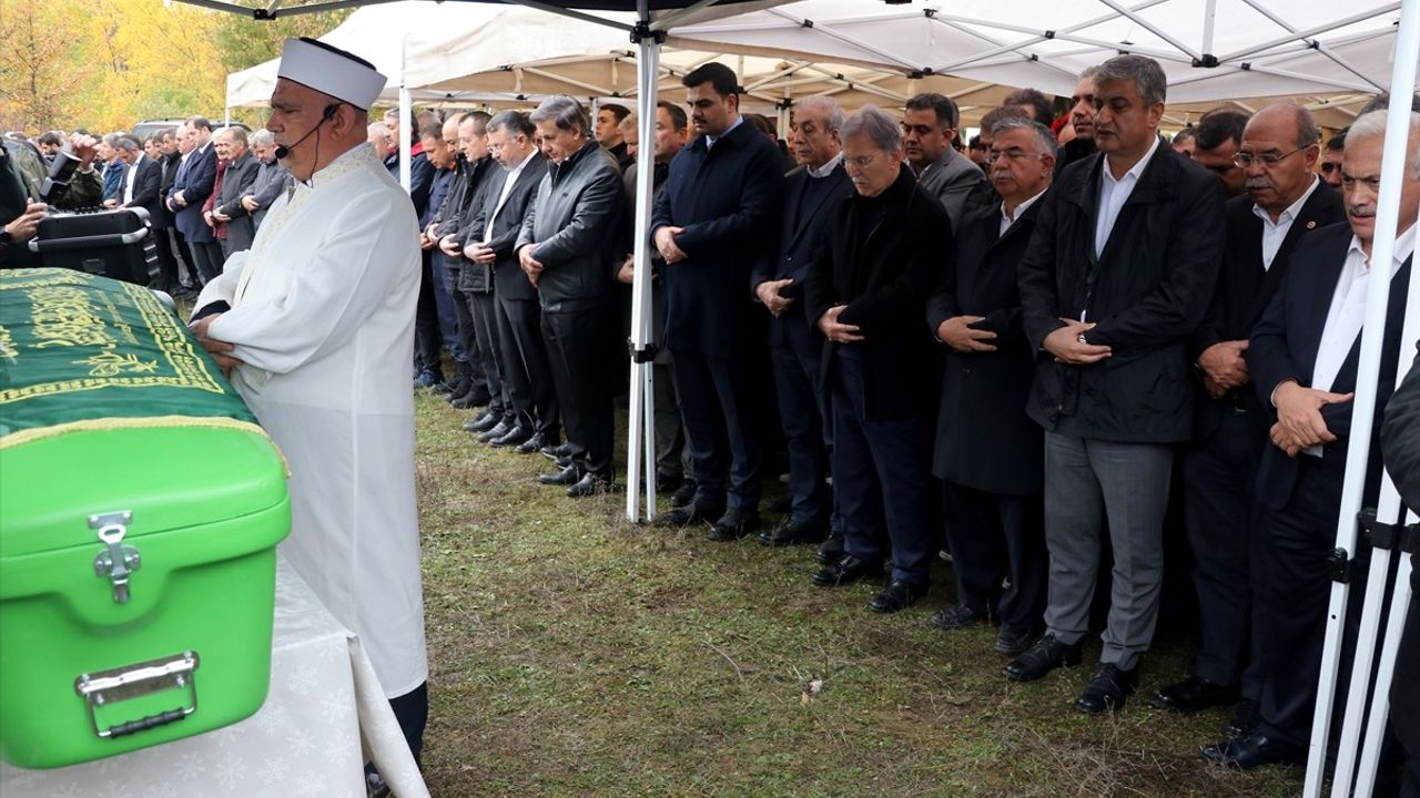Abdullah Şahin'in Cenazesi Karabük'te Defnedildi