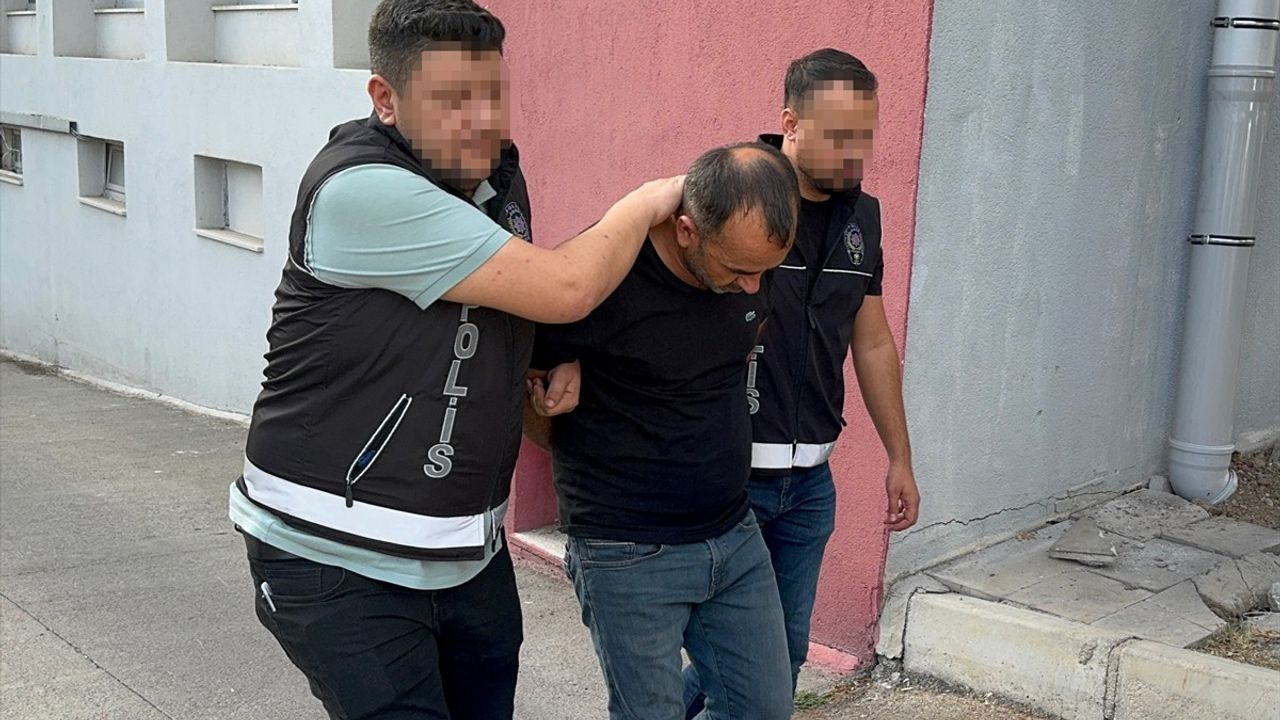 Adana'da Dolandırıcılık Çetesi Çökertildi