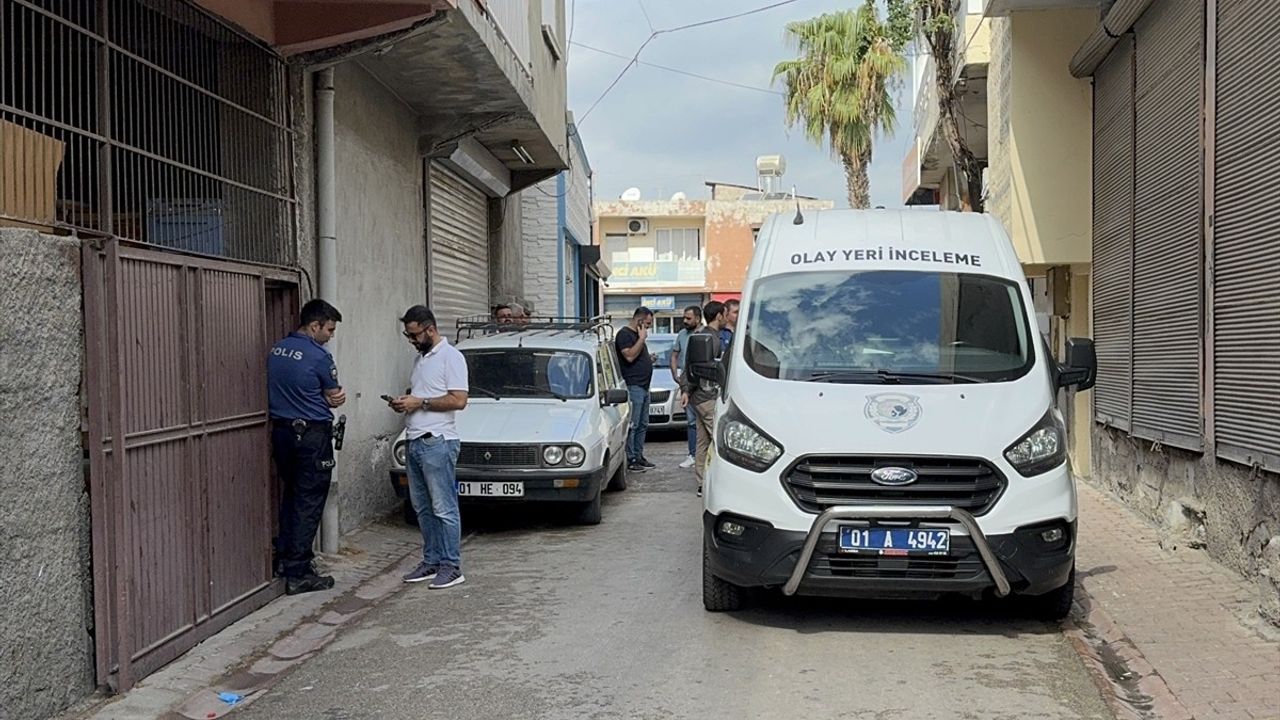 Adana'da Şizofreni Hastasına Polis Müdahalesi