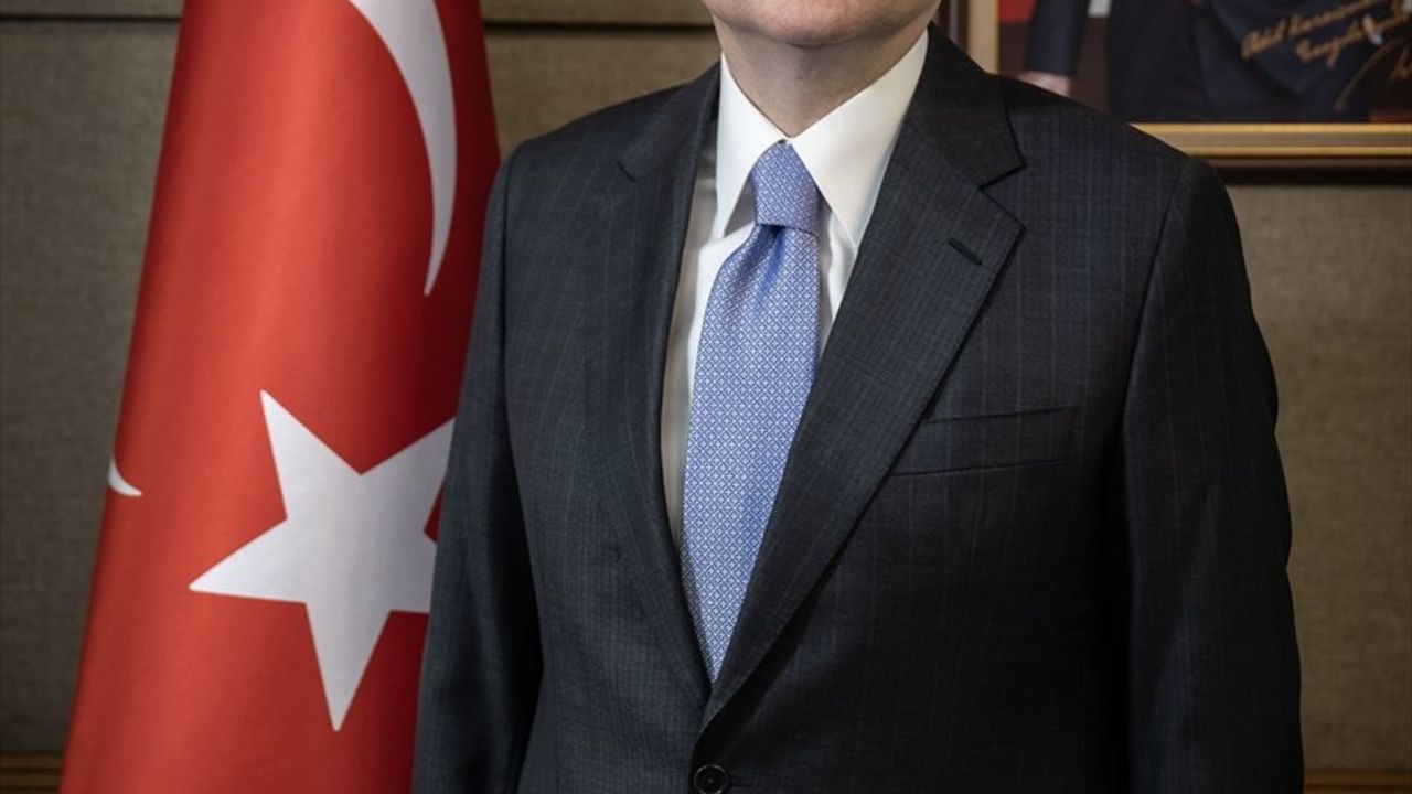 Adil Karaismailoğlu'ndan Turizm ve Vakıflar Kanun Teklifi Değerlendirmesi
