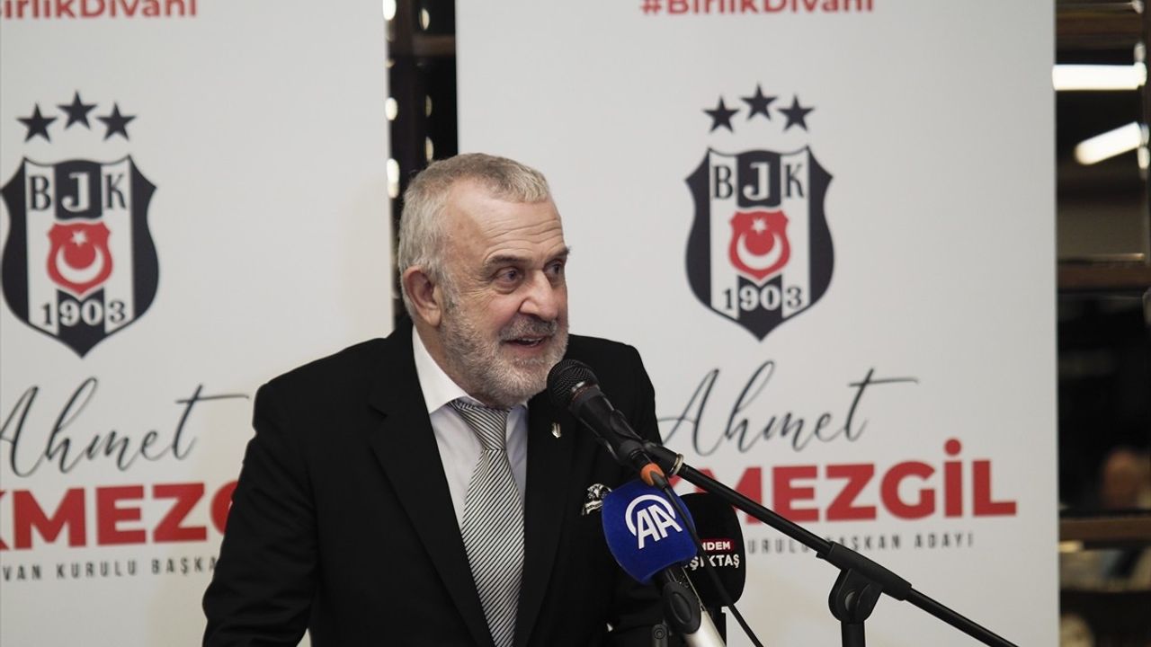 Ahmet Ürkmezgil, İzmir'de Beşiktaş Divan Kurulu Üyeleriyle Bir Araya Geldi
