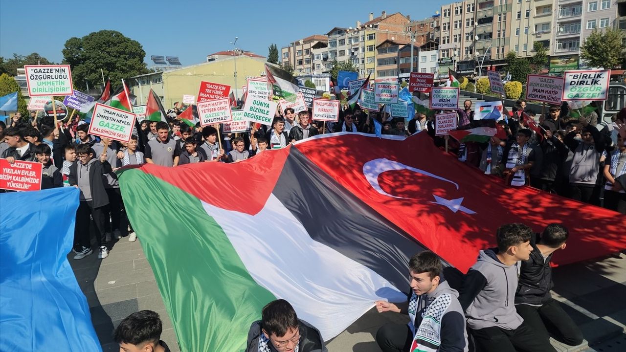 Amasya'da Gazze'ye Destek Yürüyüşü