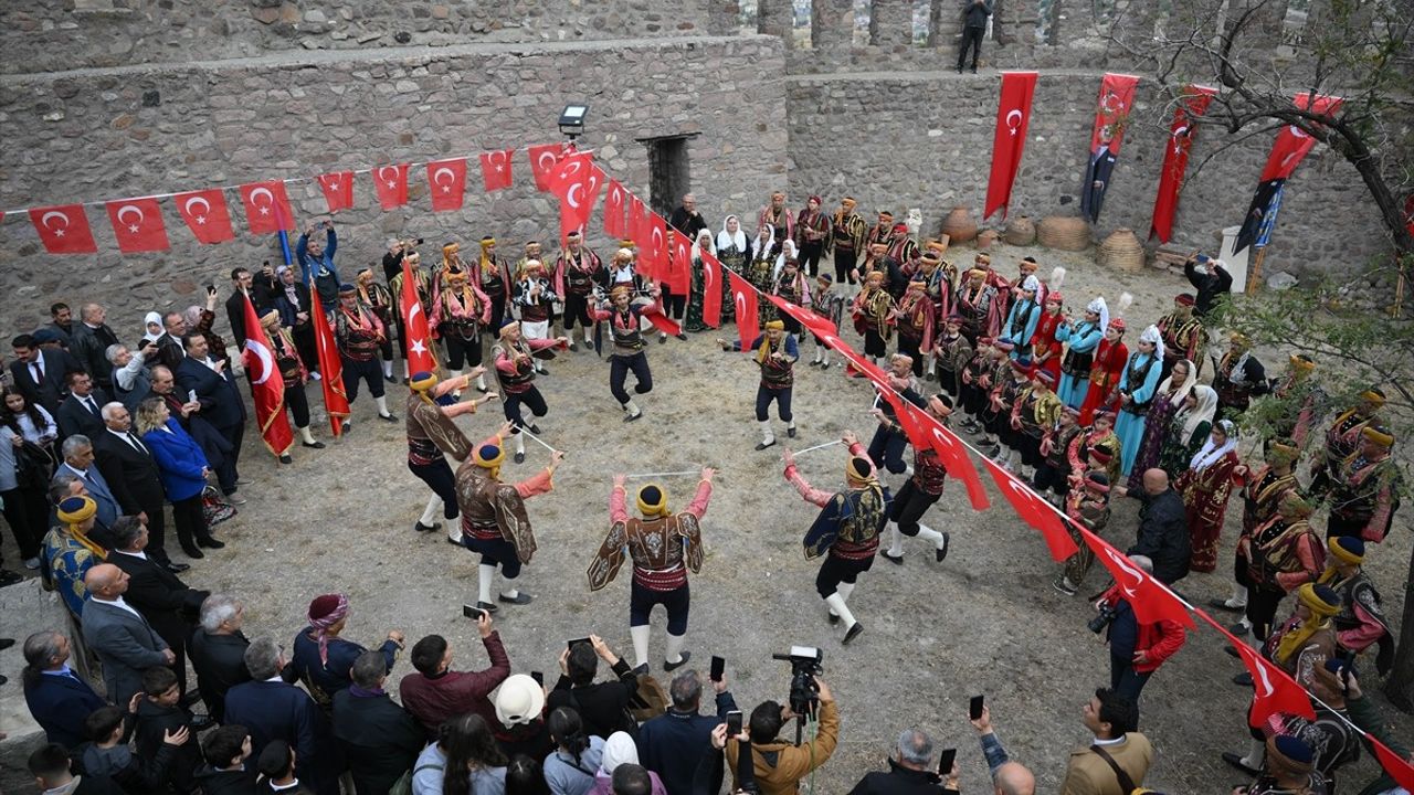 Ankara'nın Başkent Oluşunun 102. Yıldönümü Törenle Kutlandı