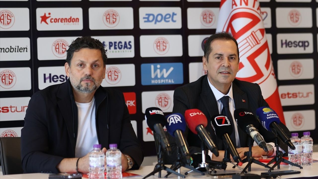 Antalyaspor Erol Bulut ile Yeni Bir Döneme Başlıyor
