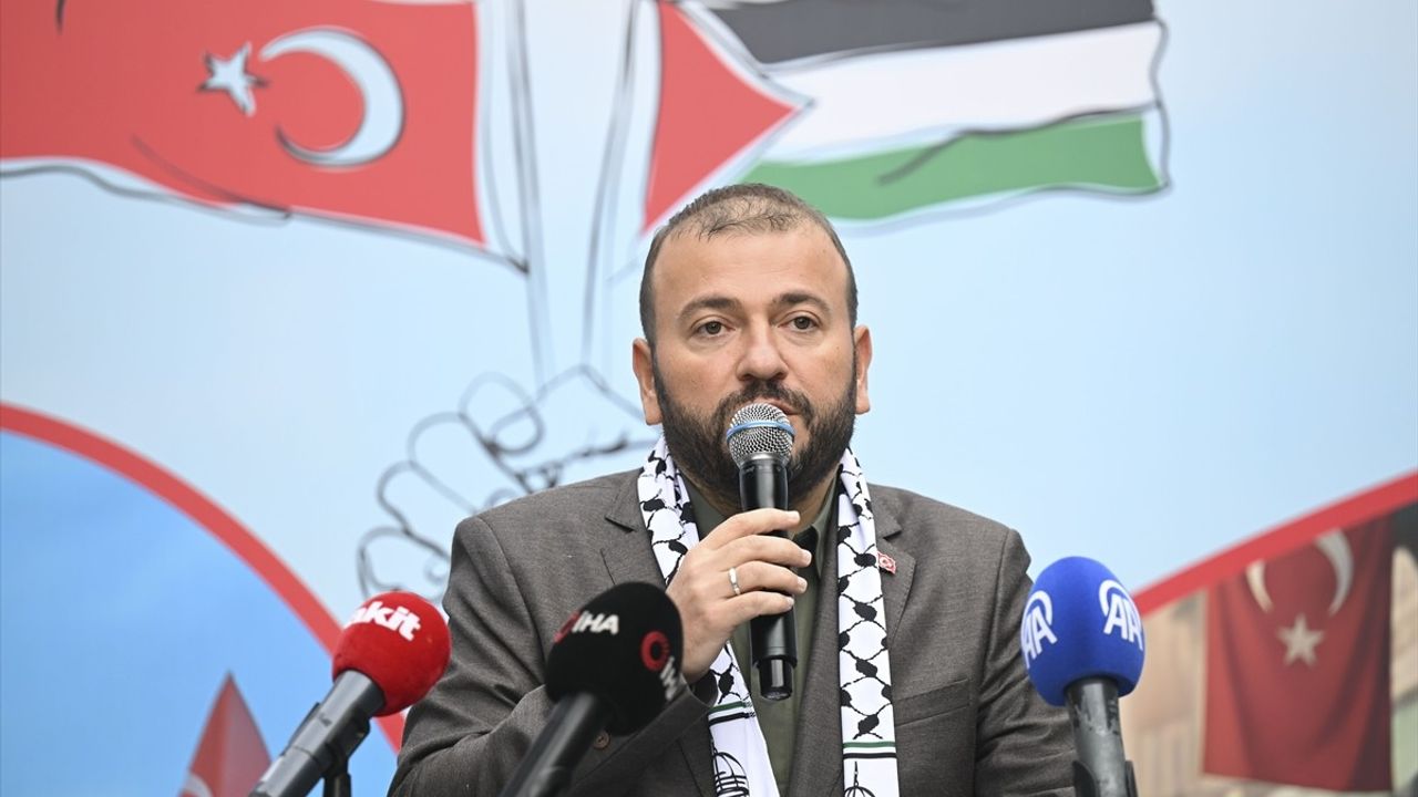 Arnavutköy'de Esnaf Dayanışması: Gelir Gazze İçin