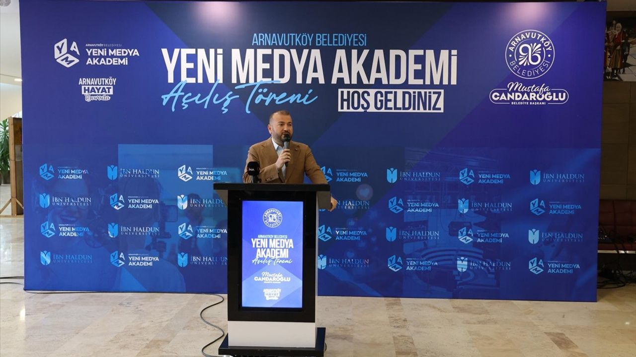 Arnavutköy'de Yeni Medya Akademisi Açıldı