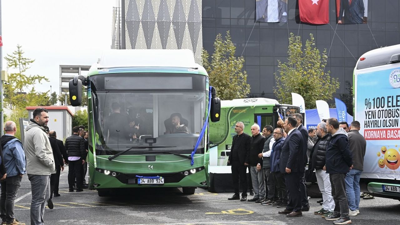 Arnavutköy'de Yerli Elektrikli Otobüsler Hizmette