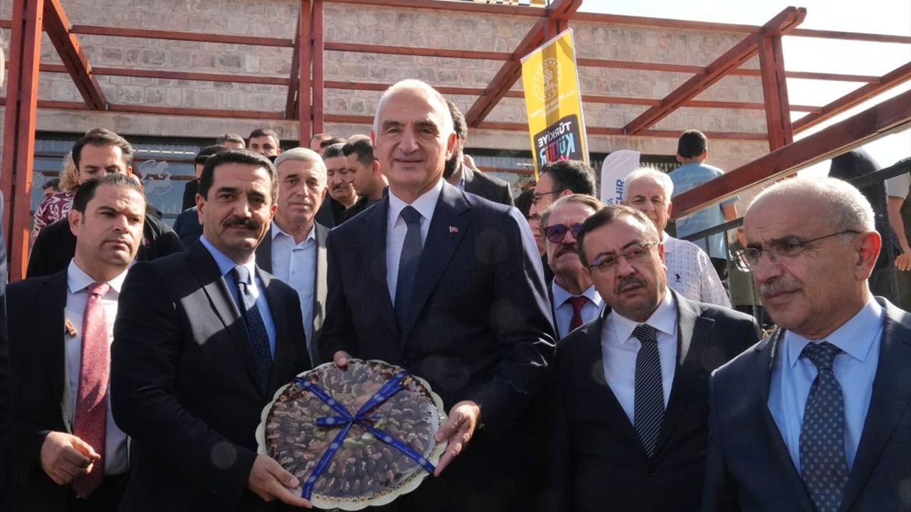 Arslantepe Karşılama Merkezi Açıldı