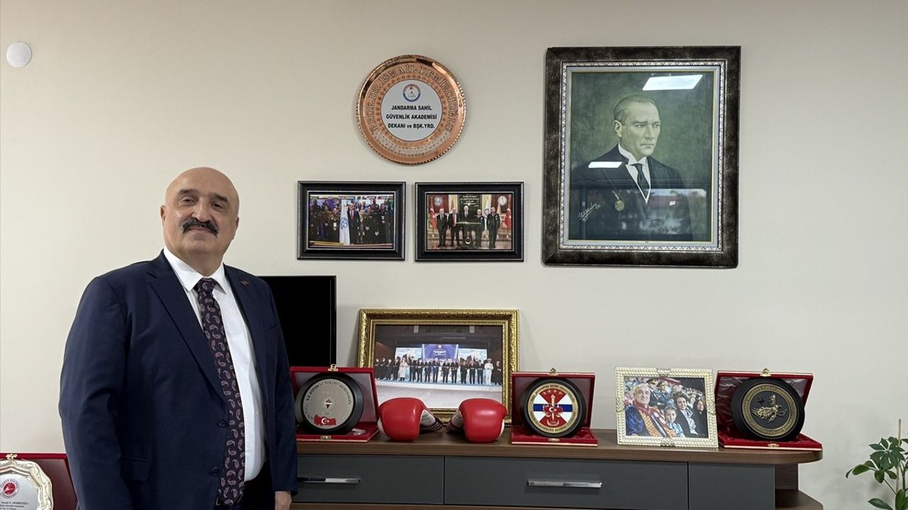 Artvin Valisi'nden İnsansız Deniz Araçlarına Dikkat Uyarısı
