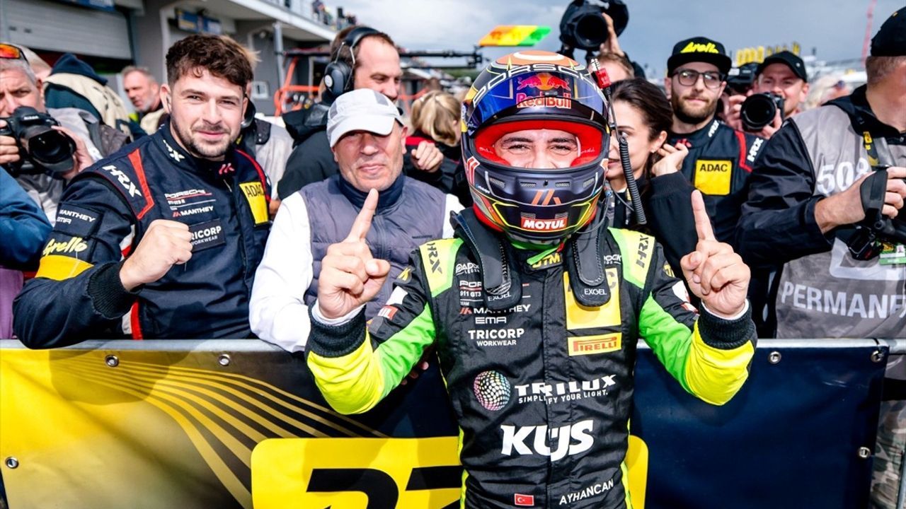 Ayhancan Güven DTM Şampiyonu