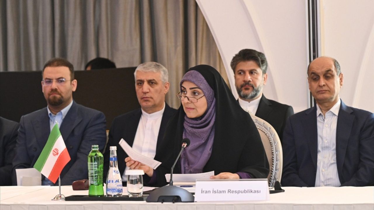 Azerbaycan, Rusya ve İran Arasında Ulaşım ve Enerji İşbirliği Toplantısı