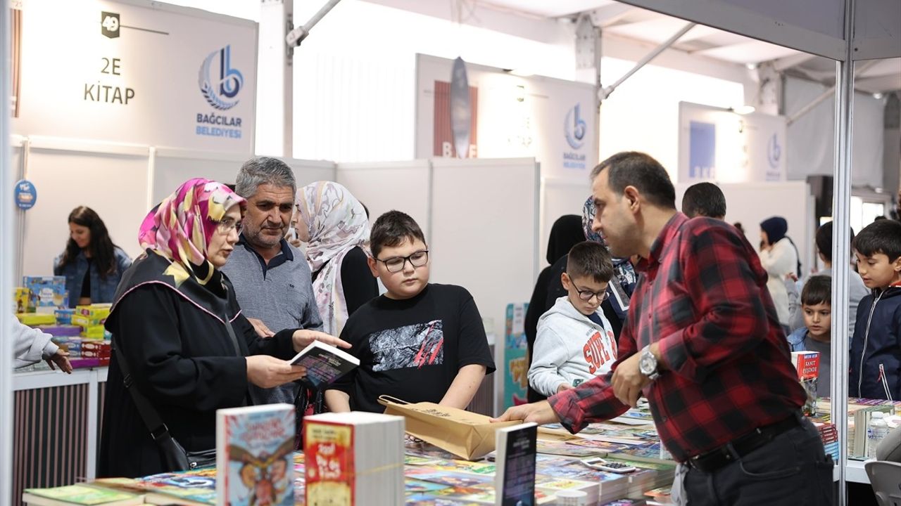 Bağcılar'da 4. Kitap Fuarı'nda 500 Bin Ziyaretçi