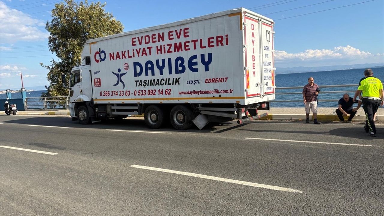 Balıkesir'de Feci Kaza: 1 Ölü, 1 Yaralı