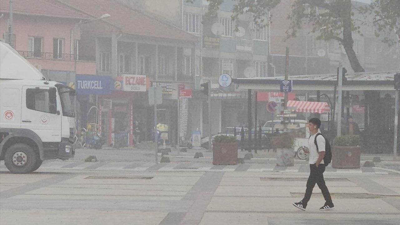 Balıkesir'de Sis Etkisi: Görüş Mesafesi Düşüyor