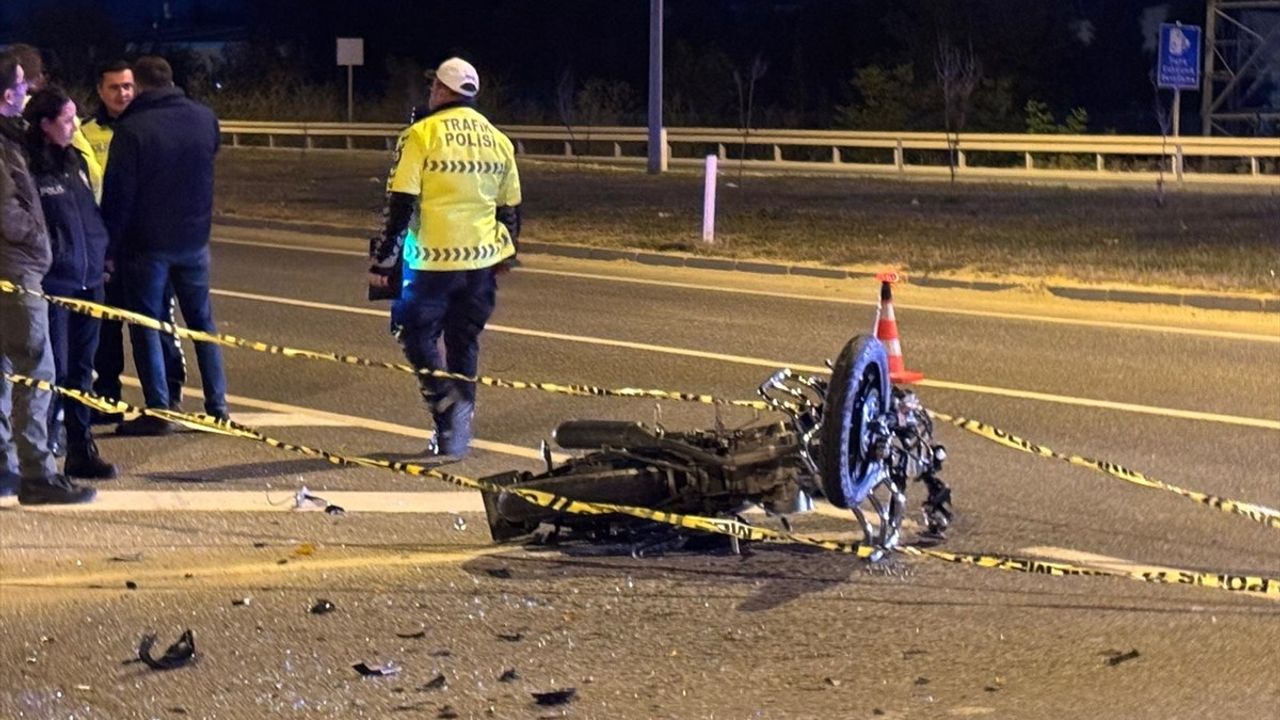 Bilecik'te Trafik Kazası: Motosiklet Sürücüsü Hayatını Kaybetti