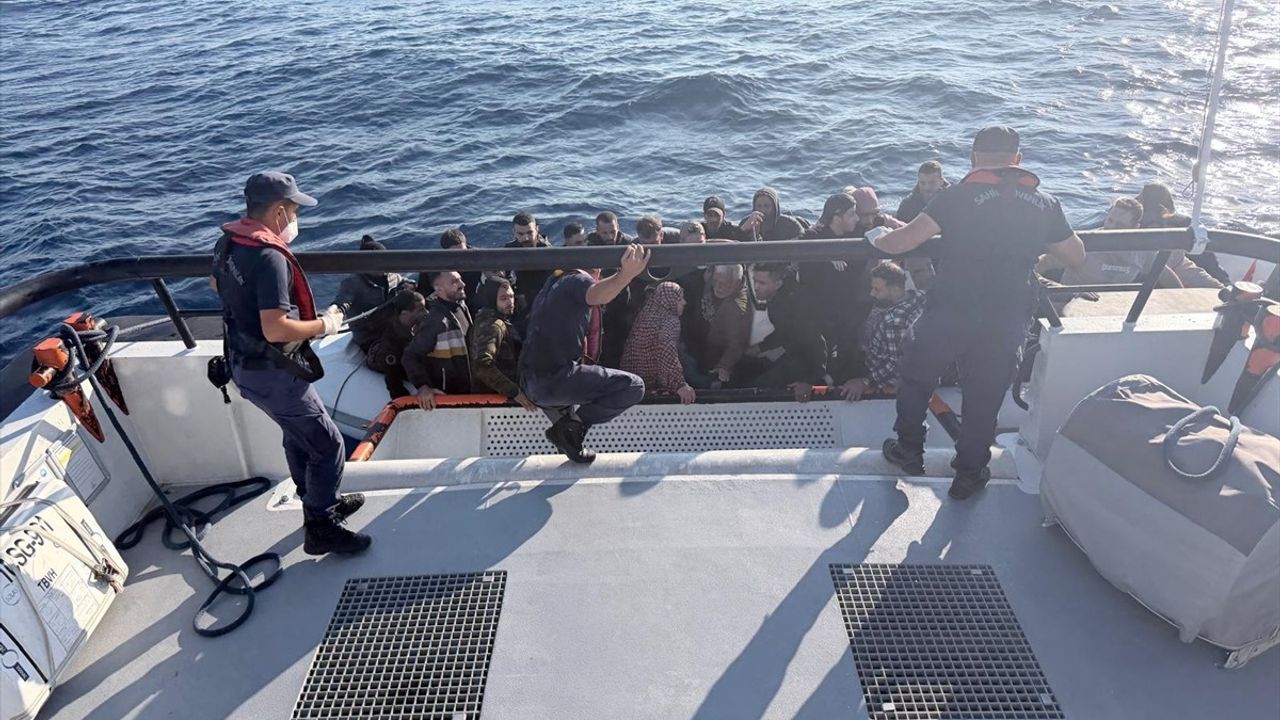 Bodrum Açıklarında 35 Düzensiz Göçmen Yakalandı