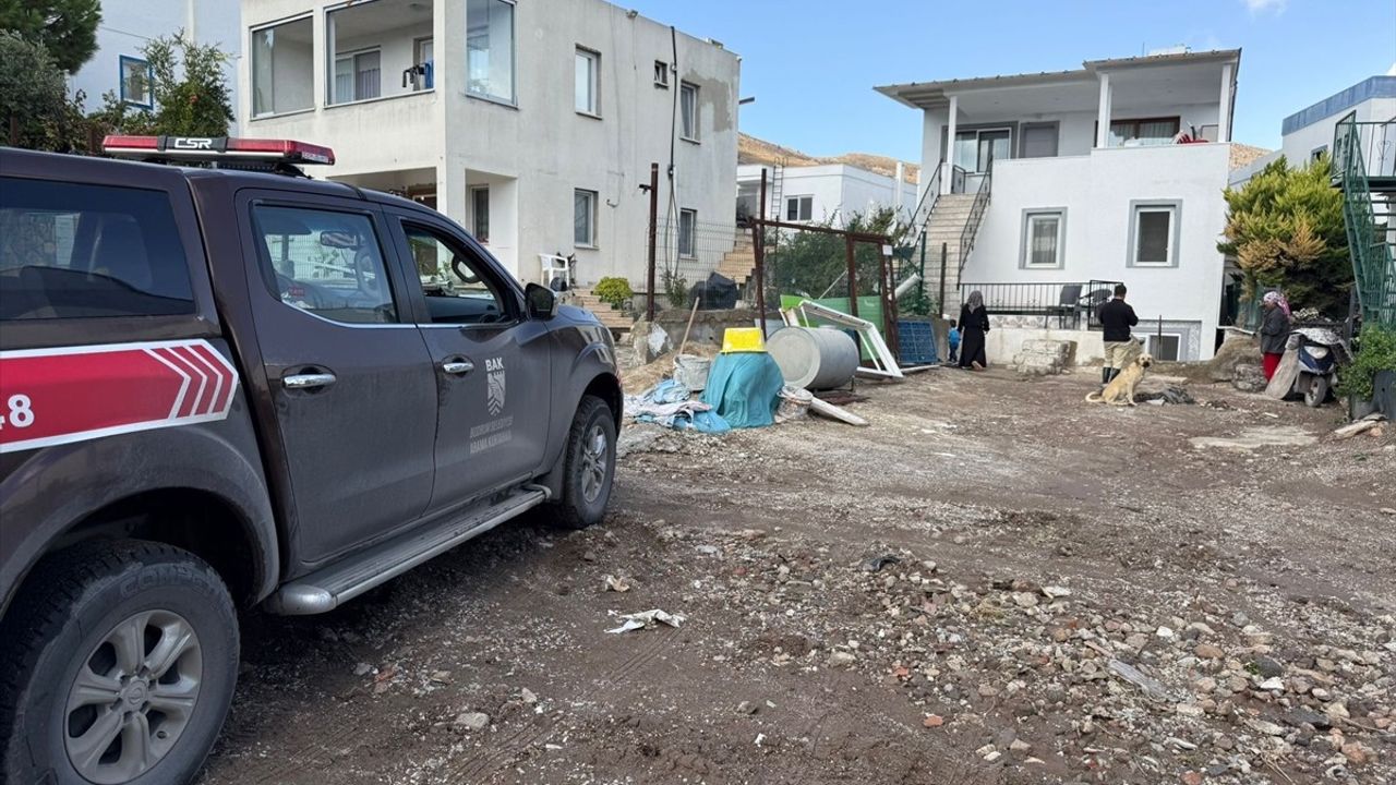 Bodrum'da Sağanak Yağış Hayatı Olumsuz Etkiledi