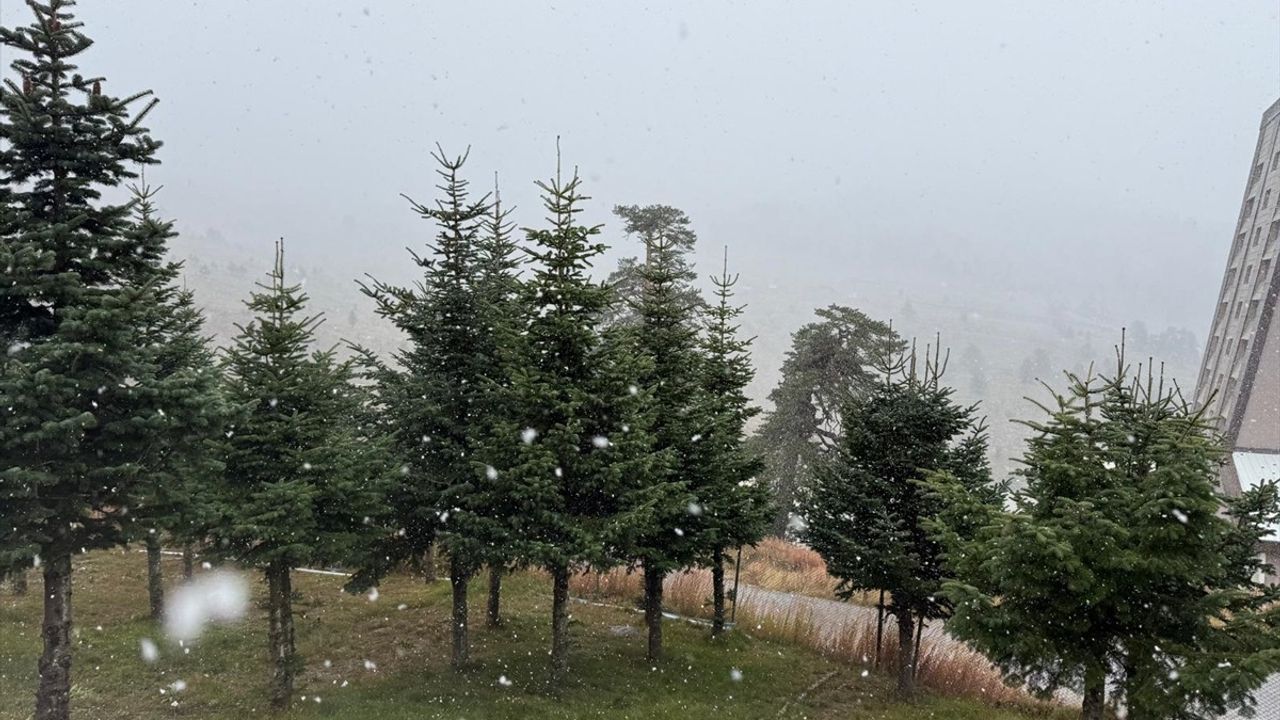 Bolu'nun Zirvelerine Kar Yağdı