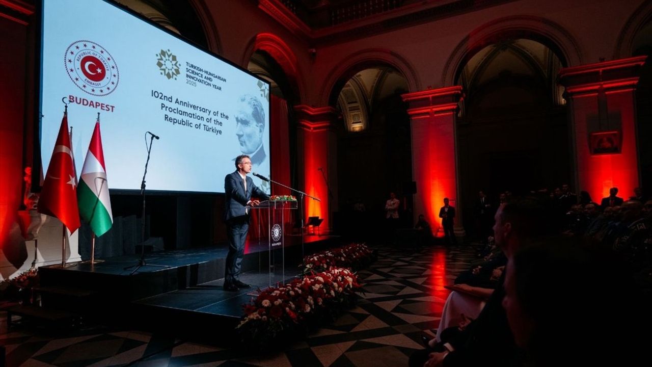 Budapeşte’de 29 Ekim Cumhuriyet Bayramı Coşkusuyla Kutlandı