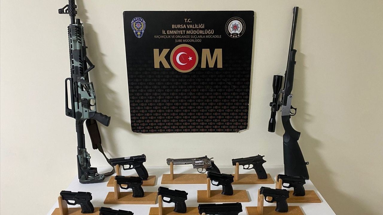 Bursa'da Yasa Dışı Silah Ticareti Operasyonu